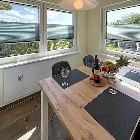Wunderschönes 1-zimmer-apartment In *