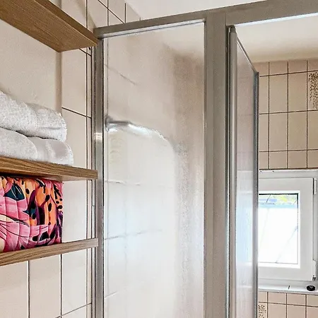 Wunderschönes 1-zimmer-apartment In Ferienhaus Haffkrug